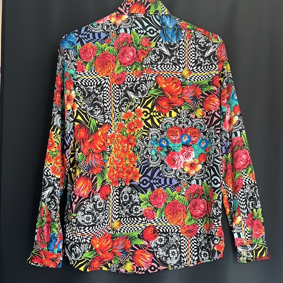 Versace Button Down Shirt Pattern - Picture 6 of 6